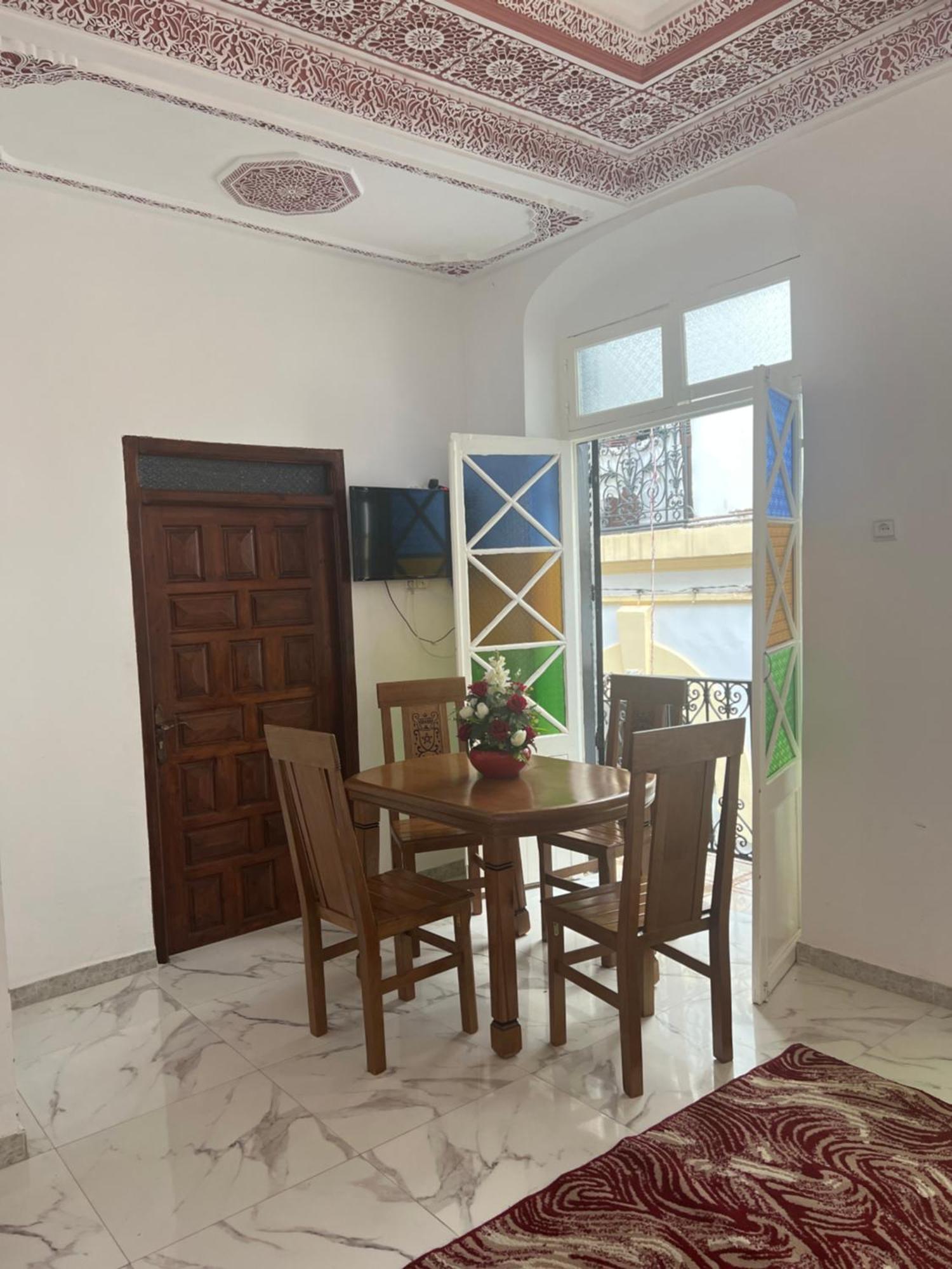 Center 2 Apartment